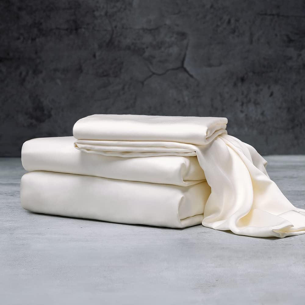 Mulberry Silk Satin Elastic Fitted 15" Dp & Flat Sheet with 2 Pillow Covers